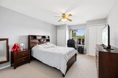 Spacious 6-bedroom, 4.5-bath lakefront home located in the - photo 27