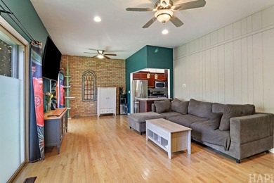 Welcome home to this beautifully maintained, ground-level ranch - photo 7