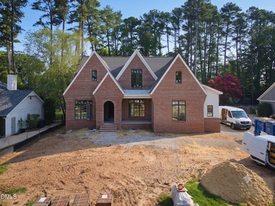 Crafted by Wagoner Homes, this extraordinary 5,032-square-foot - photo 1