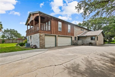 Nestled on an oversized cul-de-sac lot in the highly desirable - photo 33
