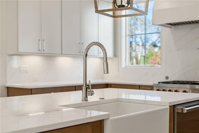 ** READY NOW - NEW CONSTRUCTION IN DOWNTOWN ALPHARETTA ** A+