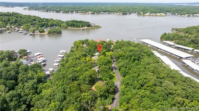 Lakefront living at its finest! This updated 4-bedroom, 3-bath - photo 41
