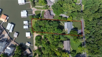 Lakefront living at its finest! This updated 4-bedroom, 3-bath - photo 42