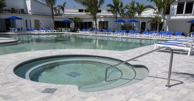 Gorgeous 2 bed, 2 bath, 2nd floor condo overlooking the 8th - photo 43
