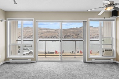Lakeshore life meets incredible value in this turnkey townhome - photo 4