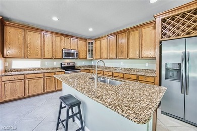 YOUR FLORIDA DREAM HOME AWAITS - WITH ROOM FOR A PRIVATE POOL! - photo 16