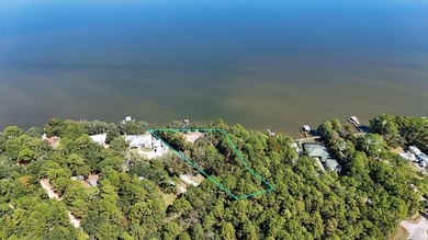 Waterfront vacant land with 198 feet on Choctawhatchee Bay. This - photo 18