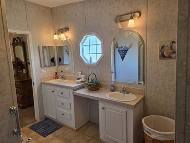 Don't miss this beautifully maintained 3-bedroom, 2-bath - photo 20