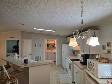 Don't miss this beautifully maintained 3-bedroom, 2-bath - photo 28