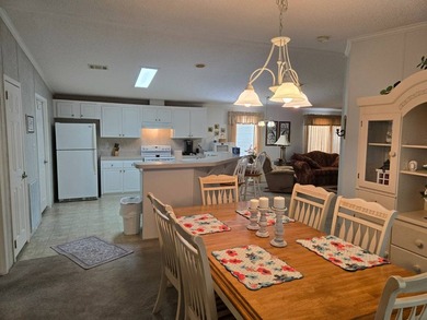 Don't miss this beautifully maintained 3-bedroom, 2-bath - photo 32
