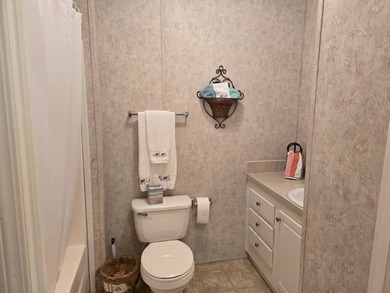 Don't miss this beautifully maintained 3-bedroom, 2-bath - photo 41