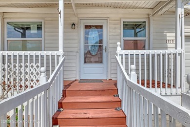 This Charming 2-bedroom, 2-bath manufactured home in the 55+ - photo 5