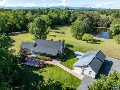 Welcome home to *The Greystone Cottage*, a stunning property - photo 3