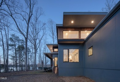 Known as the Wolf-Huang House, this architect-designed modernist - photo 2