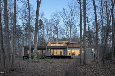 Known as the Wolf-Huang House, this architect-designed modernist - photo 7