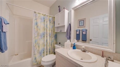 Welcome home! This beautifully updated 2-bedroom, 2-bath + Den - photo 21