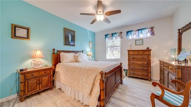 Welcome home! This beautifully updated 2-bedroom, 2-bath + Den - photo 22