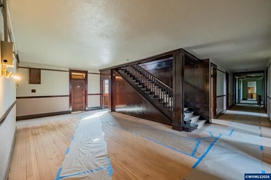Historic downtown hotel established in 1910 approximately 33,612 - photo 25