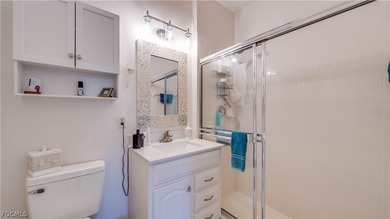 Welcome home! This beautifully updated 2-bedroom, 2-bath + Den - photo 26