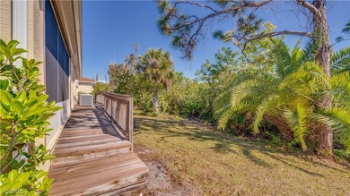 Welcome home! This beautifully updated 2-bedroom, 2-bath + Den - photo 29