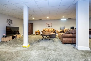 Tucked within the highly sought-after Kensington Woods community - photo 39