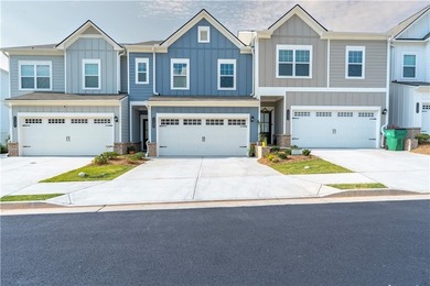 Lake Lanier Townhome/Townhouse For Sale in Sugar Hill Georgia