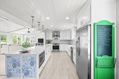 Welcome to this stunning, fully remodeled five bedroom, three - photo 17