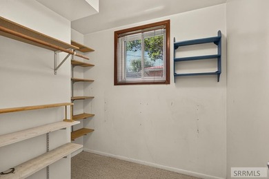 Well-maintained home offering a functional floor plan - photo 19