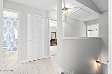 Welcome to this stunning, fully remodeled five bedroom, three - photo 24