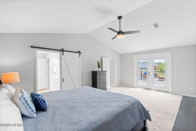 Welcome to this stunning, fully remodeled five bedroom, three - photo 31