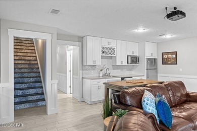 Welcome to this stunning, fully remodeled five bedroom, three - photo 37