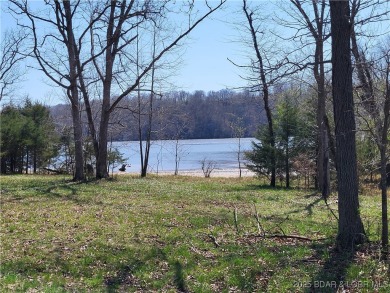 Lake Lot For Sale in Edwards, Missouri