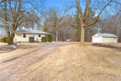 Lake Home For Sale in North Branch, Minnesota