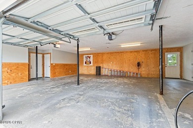 Welcome to this stunning, fully remodeled five bedroom, three - photo 48