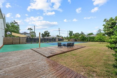 Welcome to this stunning, fully remodeled five bedroom, three - photo 49