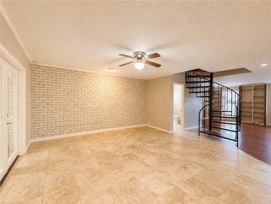 Welcome to this nicely maintained townhome in Carriage Park! As - photo 10
