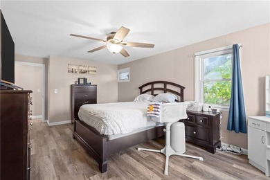 Welcome home to this totaly remodled ranch offering a - photo 19