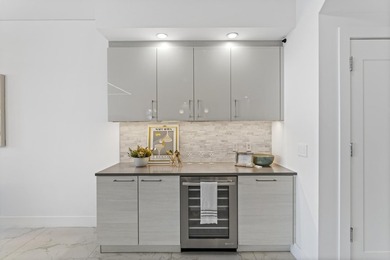 Move-in ready, this waterfront corner villa offers VIEWS - photo 26