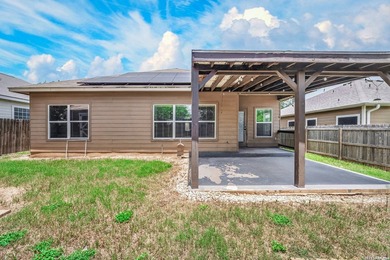 Beautifully maintained 3-bedroom, 2.5-bath home with 1,631 sq ft - photo 29
