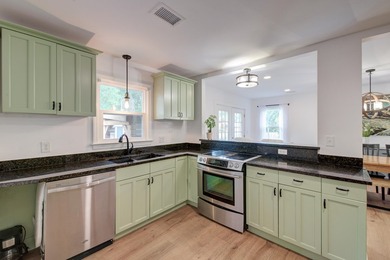 Welcome to 843 Trent Street, a beautifully renovated Charleston - photo 34