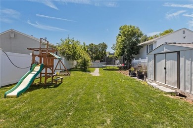 Welcome home to this totaly remodled ranch offering a - photo 34