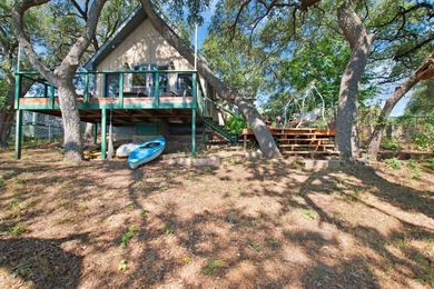 Live your Hill Country dream in this peaceful 2-bed, 2-bath - photo 6