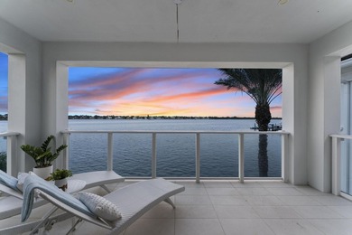 Move-in ready, this waterfront corner villa offers VIEWS - photo 38
