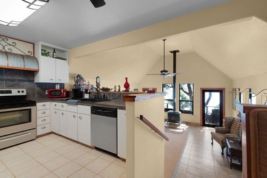 Live your Hill Country dream in this peaceful 2-bed, 2-bath - photo 9