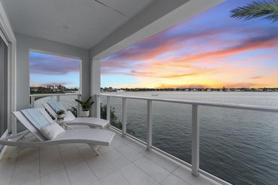 Move-in ready, this waterfront corner villa offers VIEWS - photo 39