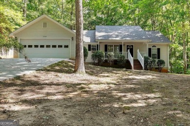 Lake Lanier Home For Sale in Gainesville Georgia