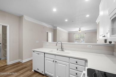 FIRST FLOOR, END UNIT, METICULOUSLY MAINTAINED!!! Welcome to - photo 22
