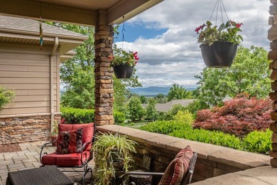 Stunning prairie style home in Crossroads Farm featuring a - photo 8