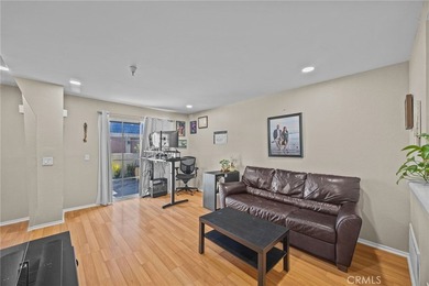 BIG PRICE IMPROVEMENT!! SELLERS WANT THIS ONE SOLD!! Beautifully - photo 1