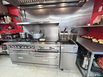 Fully renovated restaurant space featuring newly designed - photo 15